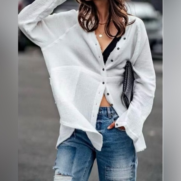 Urban Daizy Soft Gauzy Button Front Vintage Shirt Raw Frayed Hem Oversized Sz L - Picture 1 of 11